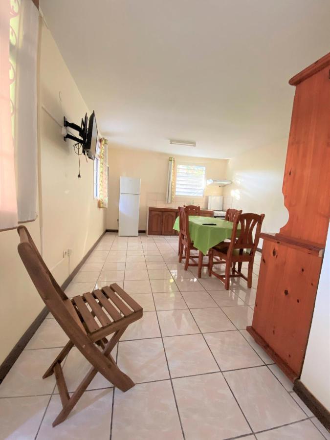 Fefe Vieux-Habitants Exterior foto